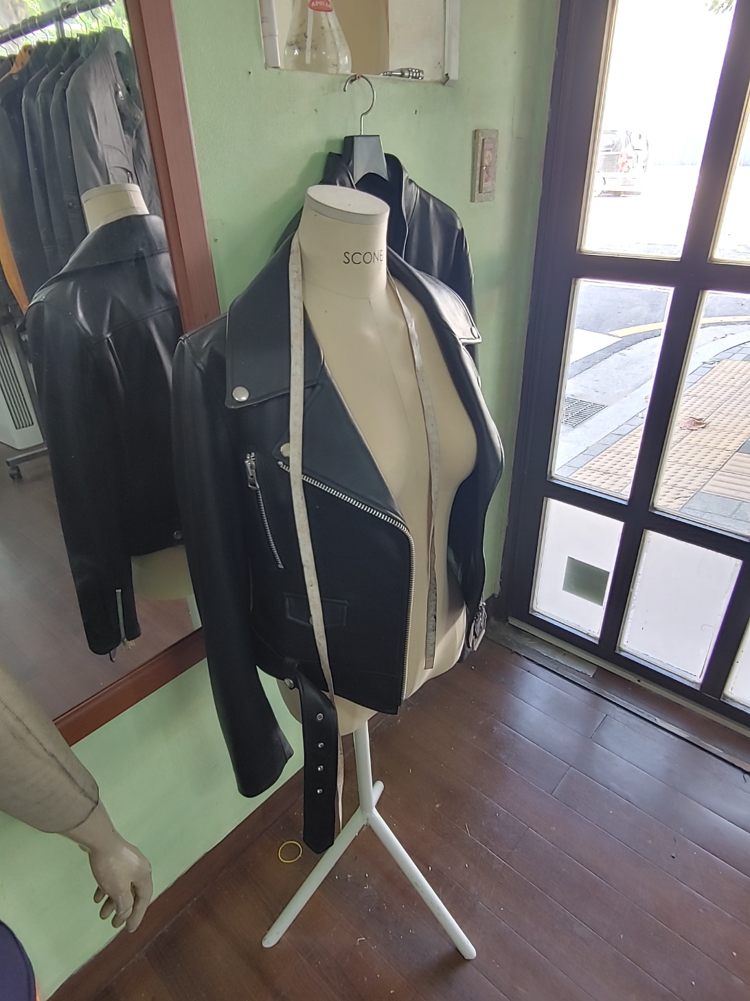 3067302113_BA9IkZyd_063d1400d8e51509b8114e83c0c27f56cb4ba36e.jpg 이미지크게보기