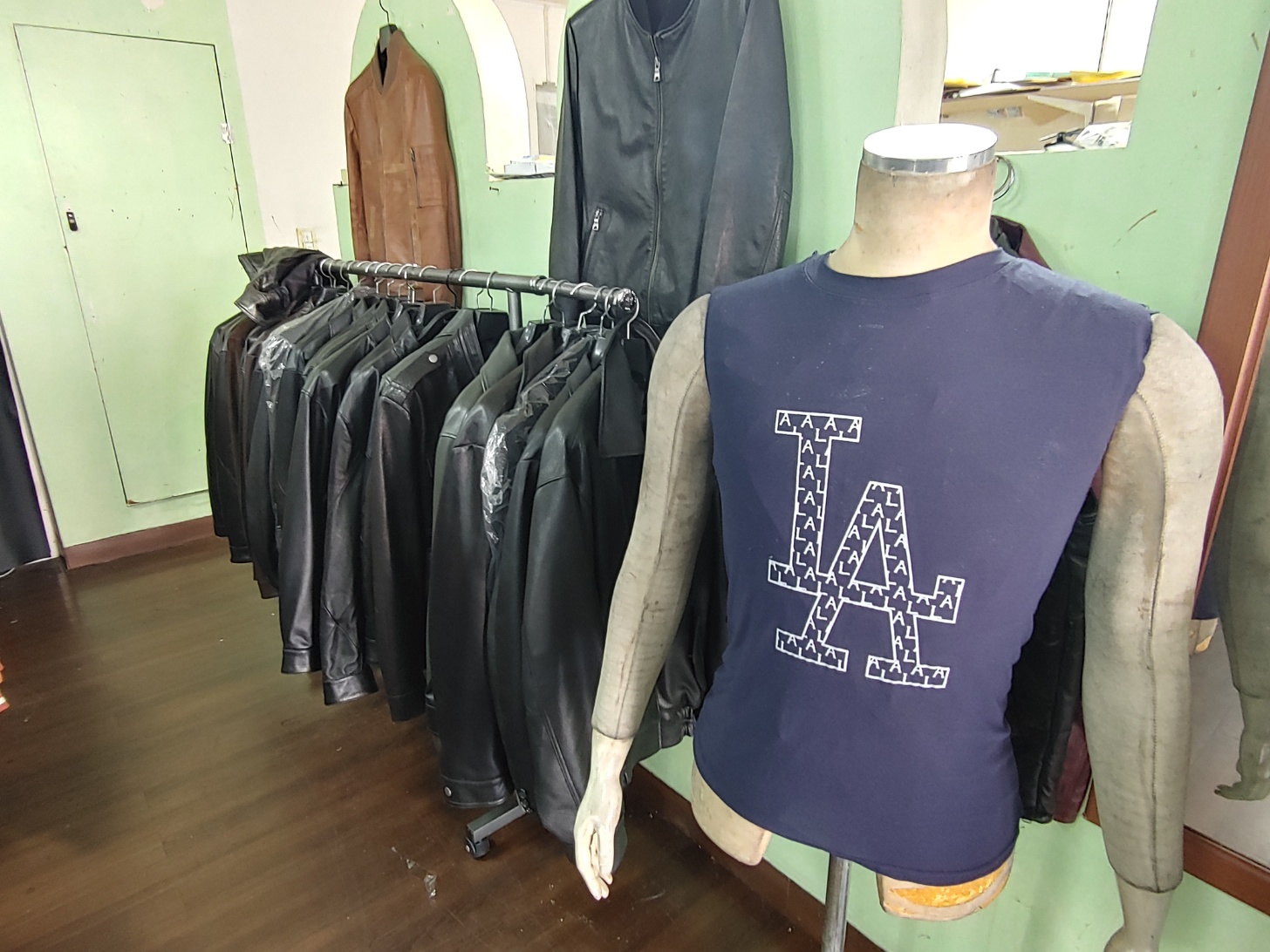 3067302113_K9kBE6q1_21e22b406390e1f0e23b2c2a2b661515306a4d9c.jpg 이미지크게보기